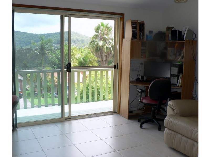19 Claremont Close, Niagara Park NSW 2250