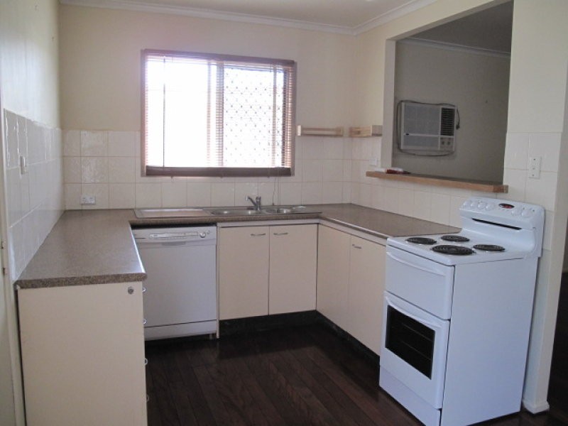 8 Garoona Grove, Slacks Creek QLD 4127