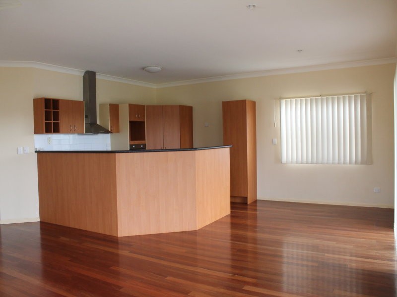 36 Dorothea Street, Cannon Hill QLD 4170