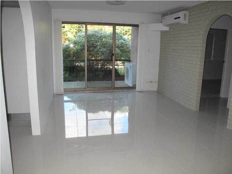 30 Sisley Street, St Lucia QLD 4067