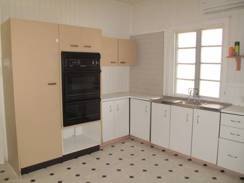 207 Beaconsfield Terrace, Brighton QLD 4017