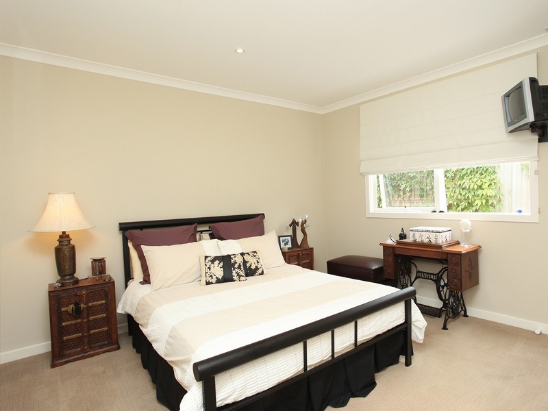 2/44 Dava Drive, Mornington VIC 3931