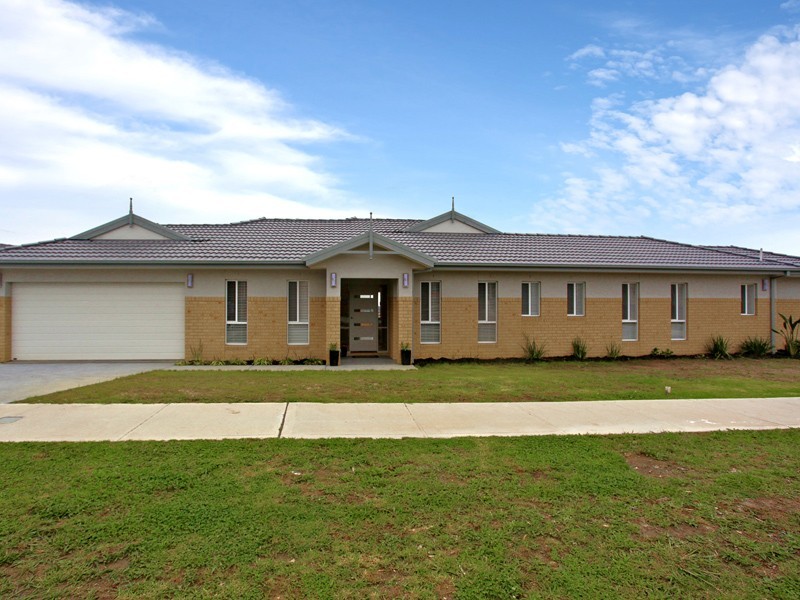 1 salina court, Frankston South VIC 3199