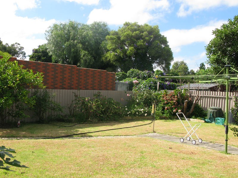 6 Carnoustie Grove, Mornington VIC 3931