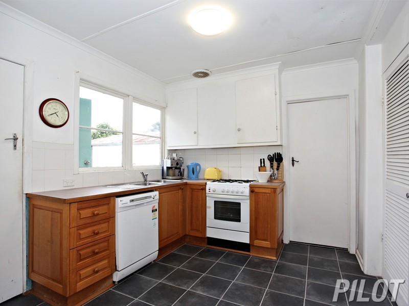 38 heatherhill road, Frankston VIC 3199