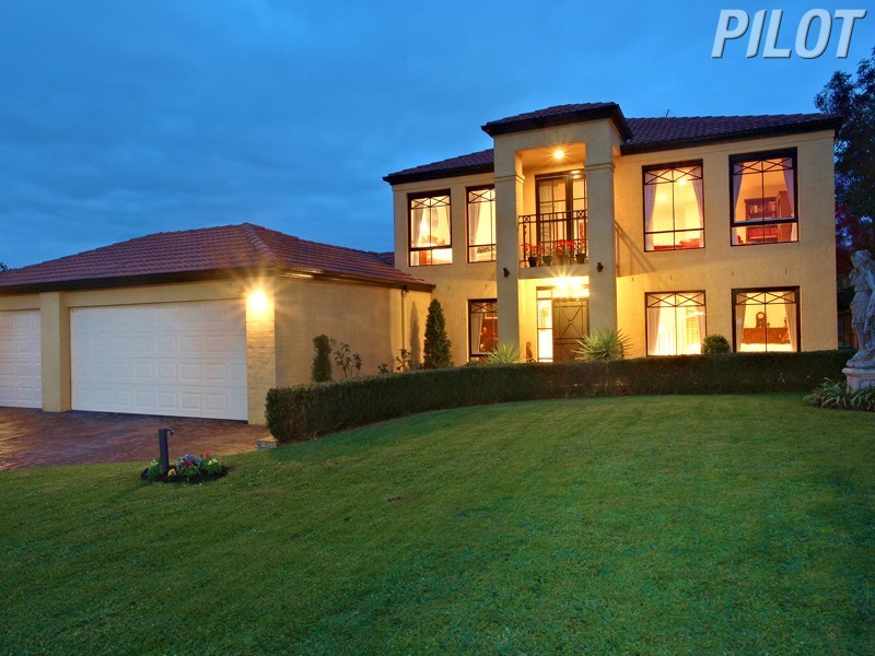 17 Colbert Court, Frankston South VIC 3199