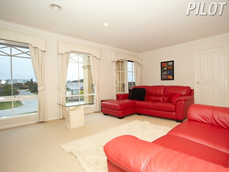 17 Colbert Court, Frankston South VIC 3199