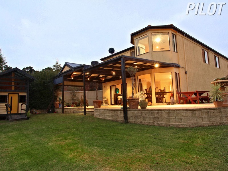 17 Colbert Court, Frankston South VIC 3199