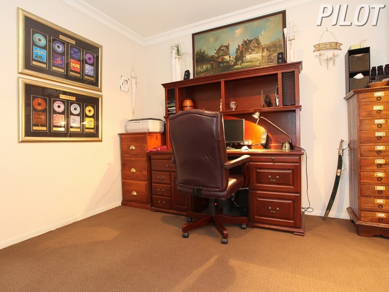 17 Colbert Court, Frankston South VIC 3199