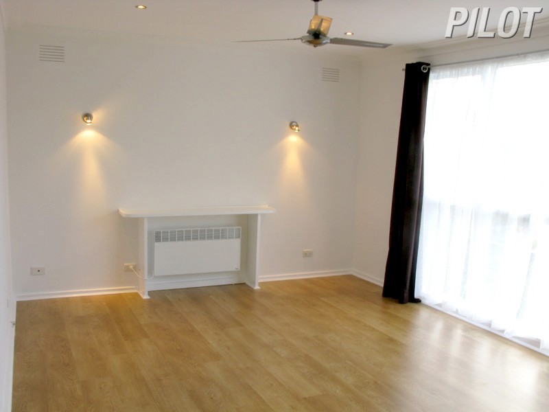 71 Eramosa Road East, Somerville VIC 3912