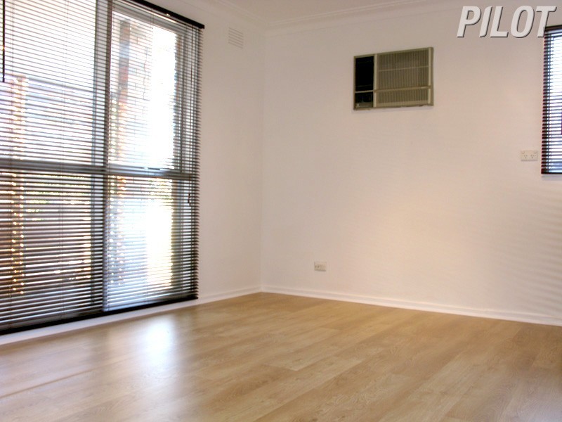 71 Eramosa Road East, Somerville VIC 3912