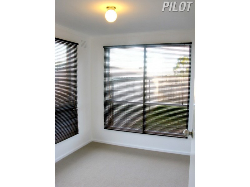 71 Eramosa Road East, Somerville VIC 3912