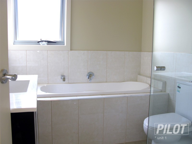 1/22 Spray Street, Mornington VIC 3931