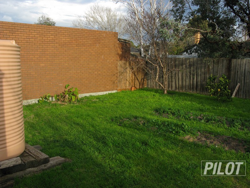 8 Colin Avenue, Frankston VIC 3199