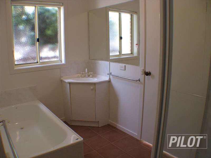 8 Settlers Way, Mount Martha VIC 3934