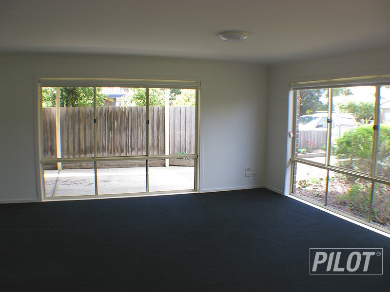8 Settlers Way, Mount Martha VIC 3934