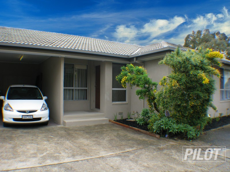 2/16 Napier, Mornington VIC 3931