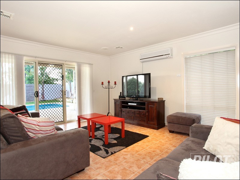 3 stefans court, Skye VIC 3977