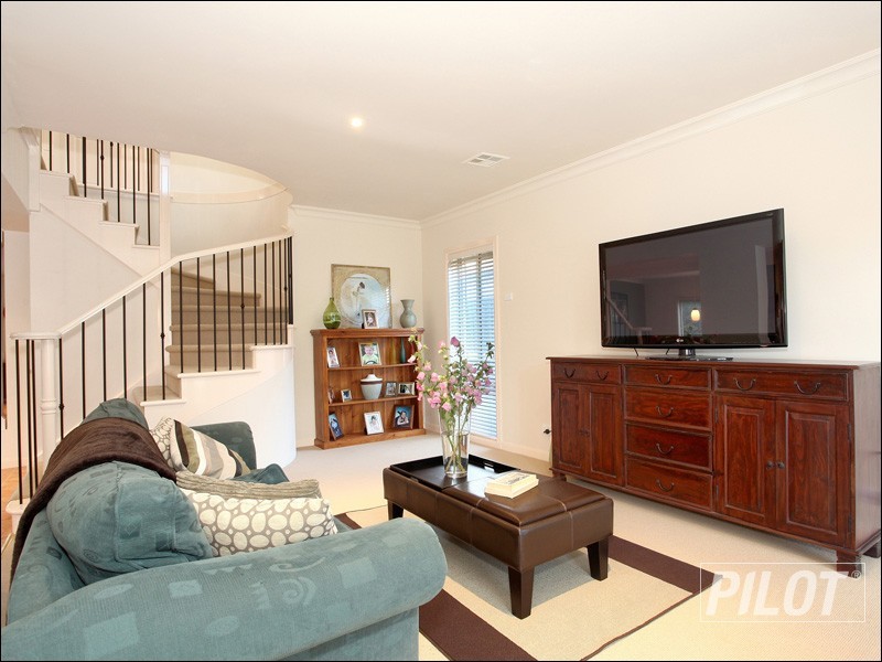 3 stefans court, Skye VIC 3977