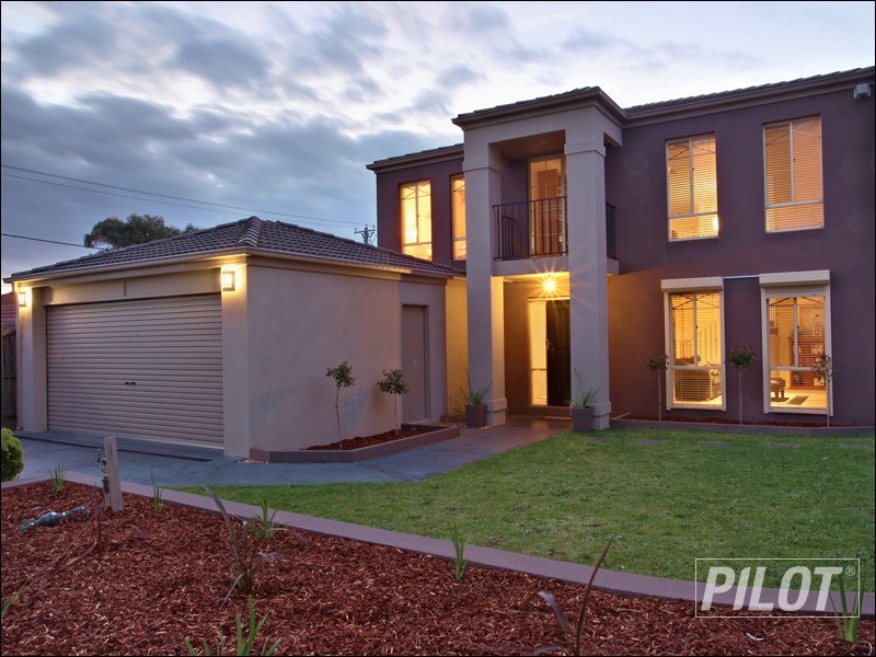 3 stefans court, Skye VIC 3977
