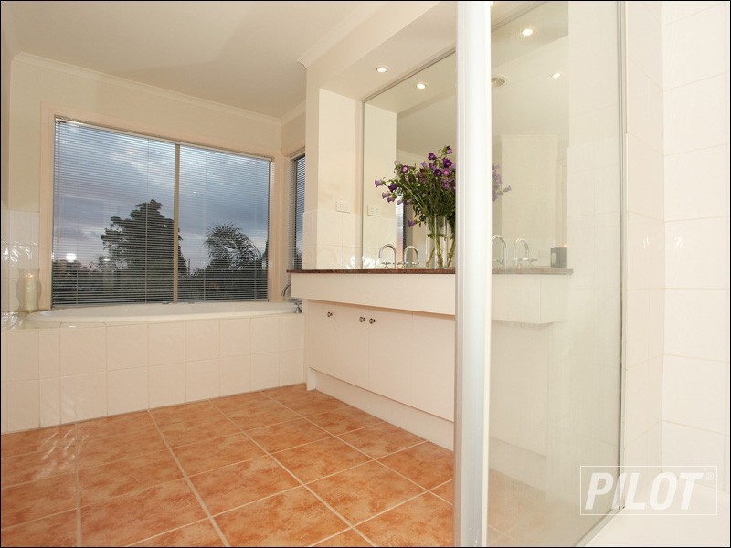 3 stefans court, Skye VIC 3977