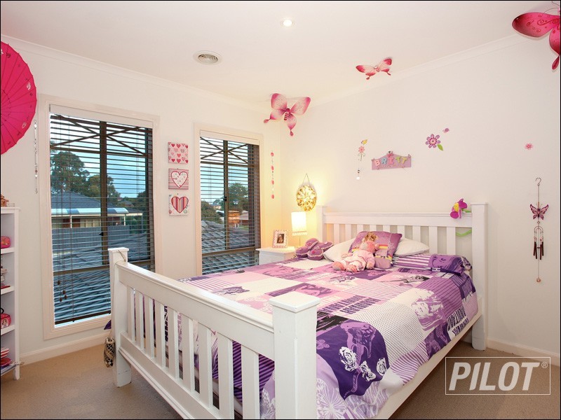 3 stefans court, Skye VIC 3977