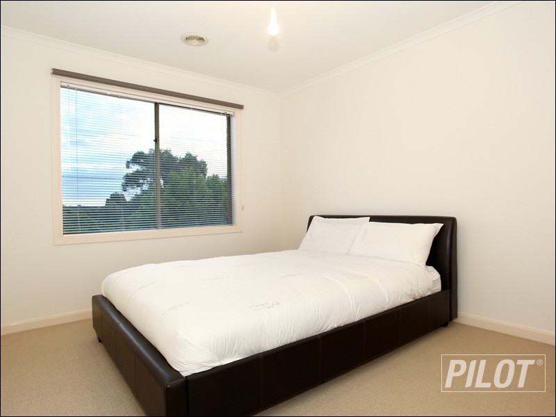 3 stefans court, Skye VIC 3977