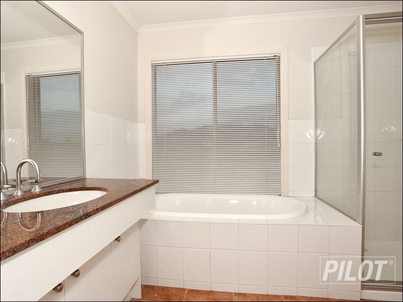 3 stefans court, Skye VIC 3977