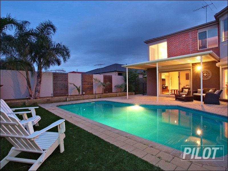 3 stefans court, Skye VIC 3977