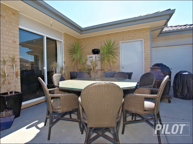 1 Salina Court, Frankston South VIC 3199