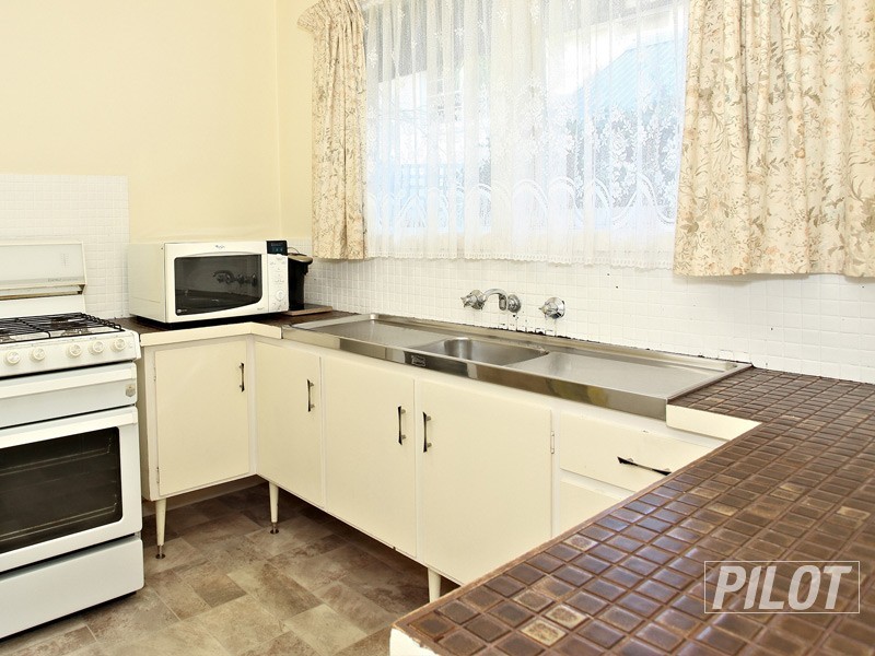 11 Cassia Grove, Frankston VIC 3199