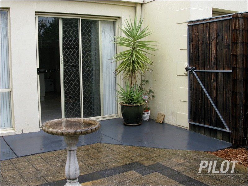 2/14 Reid, Frankston VIC 3199