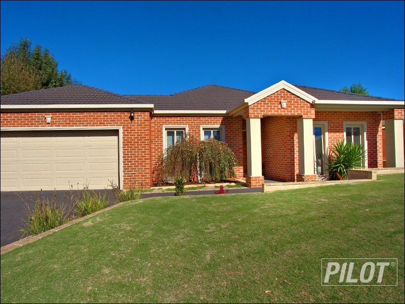 56 Escarpment Drive, Frankston South VIC 3199