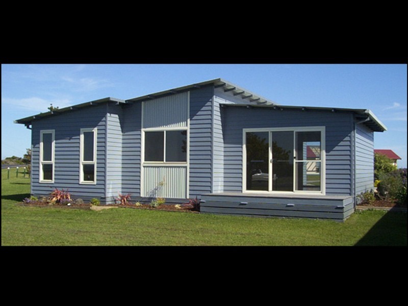 27 Centre Road, Venus Bay VIC 3956