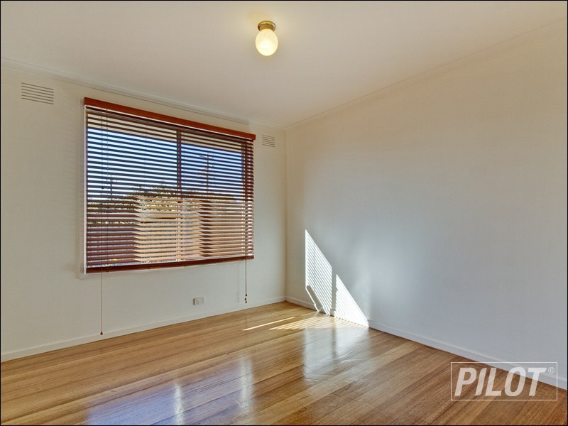 36 Pembroke Avenue, Frankston VIC 3199