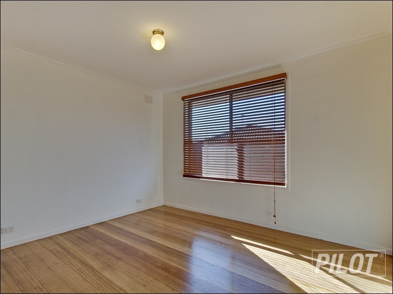 36 Pembroke Avenue, Frankston VIC 3199