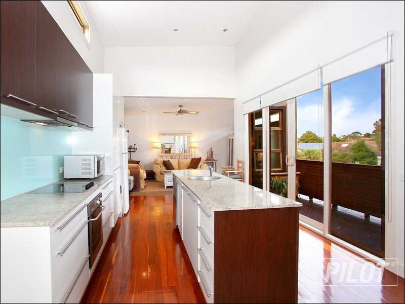 1/1 Hoylake Grove, Mornington VIC 3931