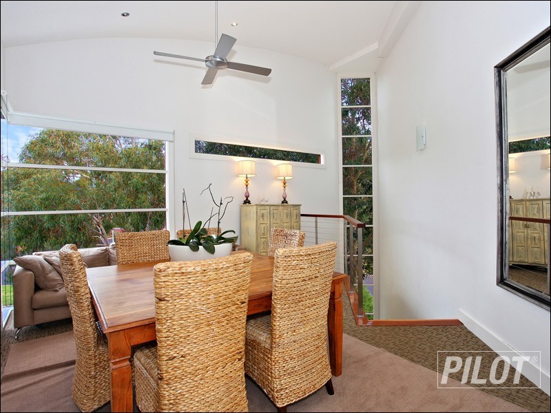 1/1 Hoylake Grove, Mornington VIC 3931