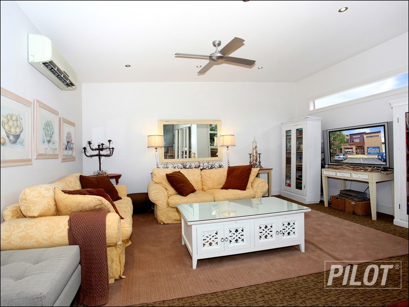 1/1 Hoylake Grove, Mornington VIC 3931