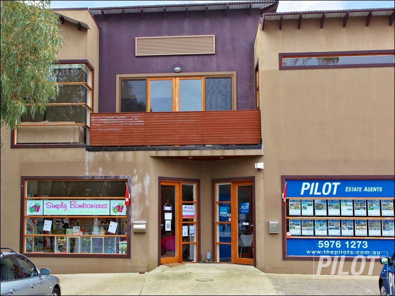 1/1 Hoylake Grove, Mornington VIC 3931