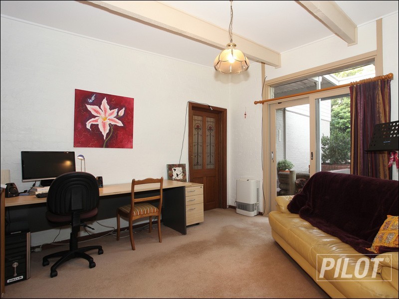 27 Carnoustie Grove, Mornington VIC 3931