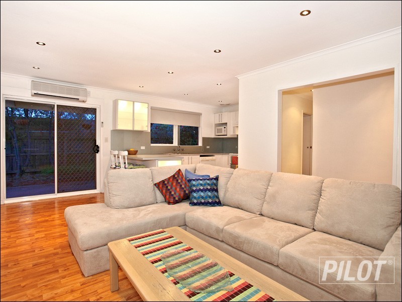 2/24 Reservoir Road, Frankston VIC 3199