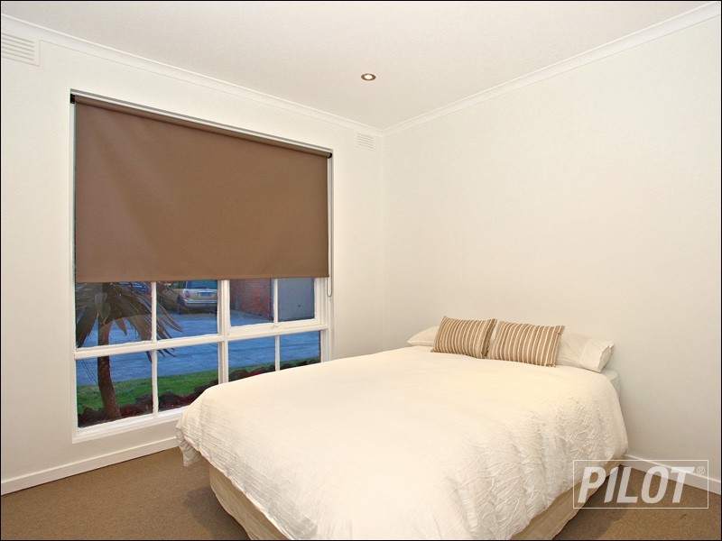 2/24 Reservoir Road, Frankston VIC 3199