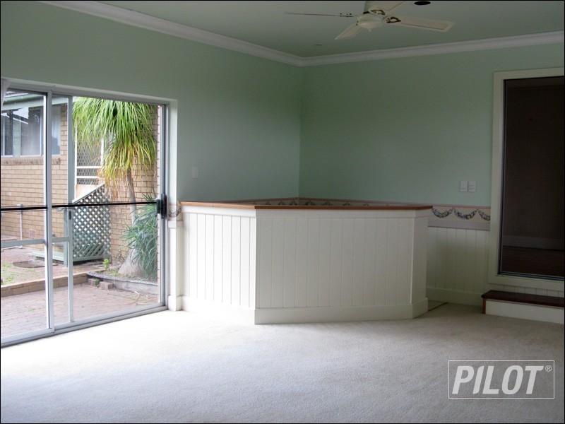 4 Lisa Crt, Frankston VIC 3199