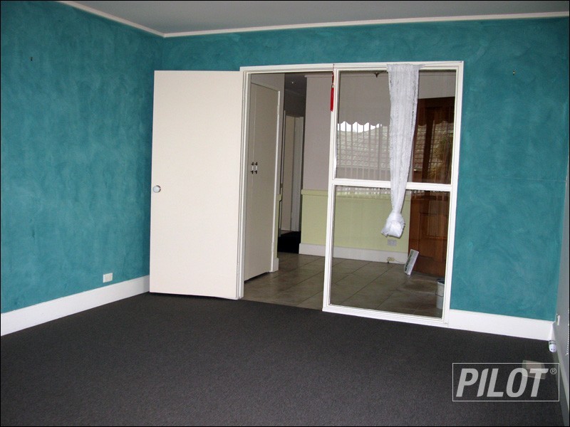 4 Lisa Crt, Frankston VIC 3199