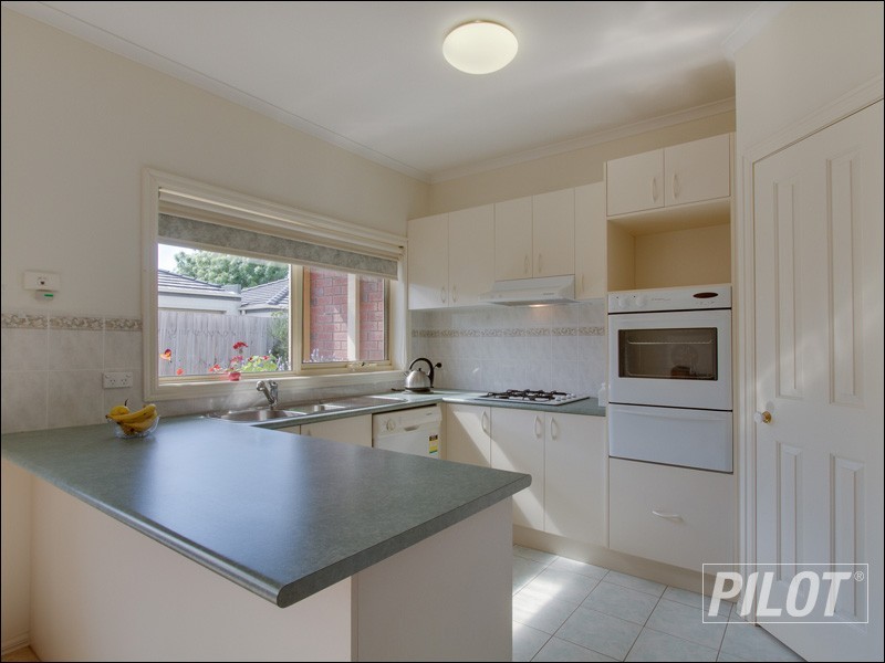 2/19 Haig Street, Mornington VIC 3931