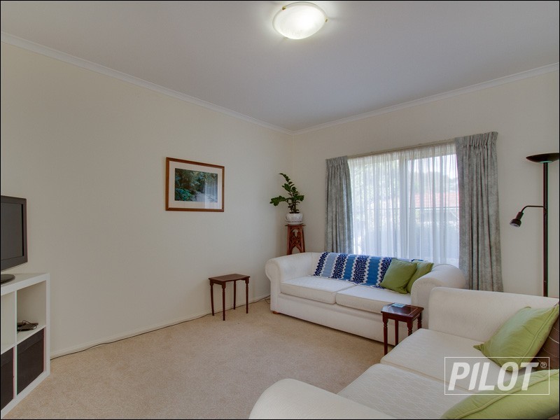 2/19 Haig Street, Mornington VIC 3931