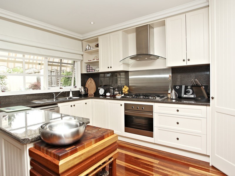 2/44 Dava Drive, Mornington VIC 3931