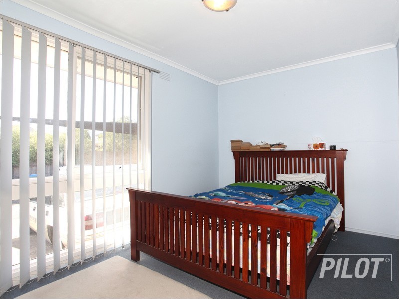 3/18 Lucerne Avenue, Mornington VIC 3931