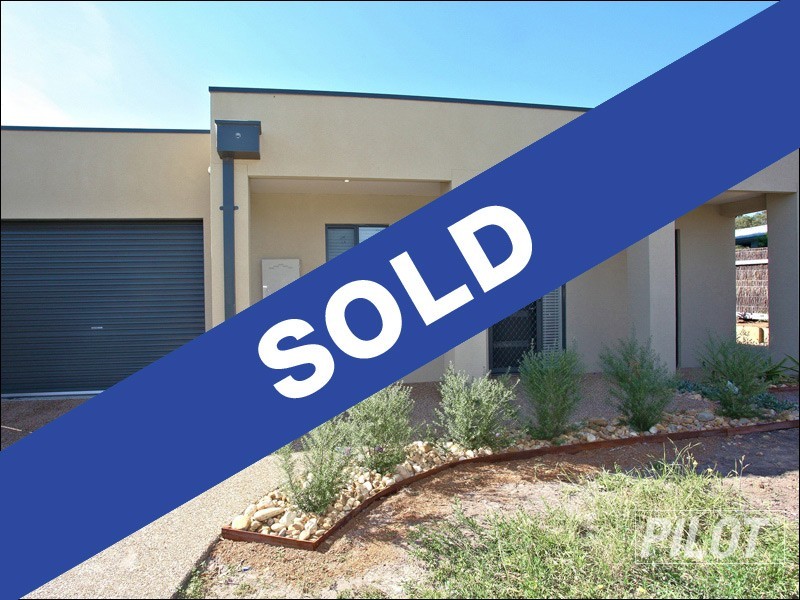7B Allambi Avenue, Rosebud West VIC 3940